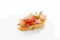 Bruschetta cu bacon si rosii