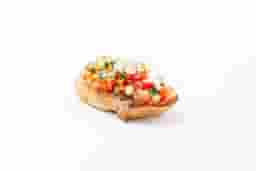 Bruschetta cu crema de linte,ardei copt si migdale